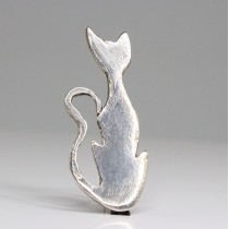 brosa " Chat Elegant  ", din argint. atelier Lili la Pie. Franta